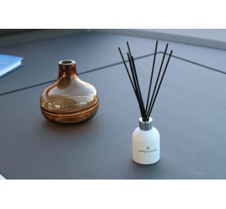 Home fragrance diffuser